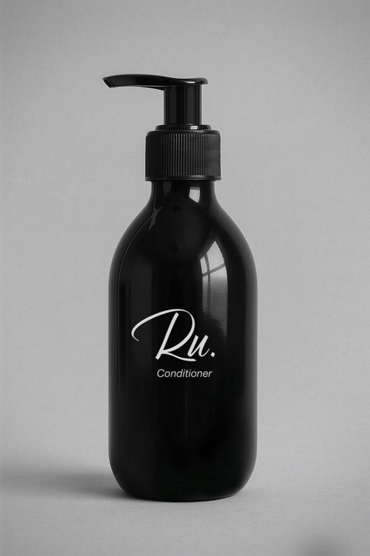 Ru. Luxurious Natural Conditioner (300ml)